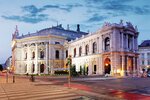 Burgtheater Wien am Abend