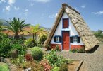 Traditionelle Häuser auf Madeira